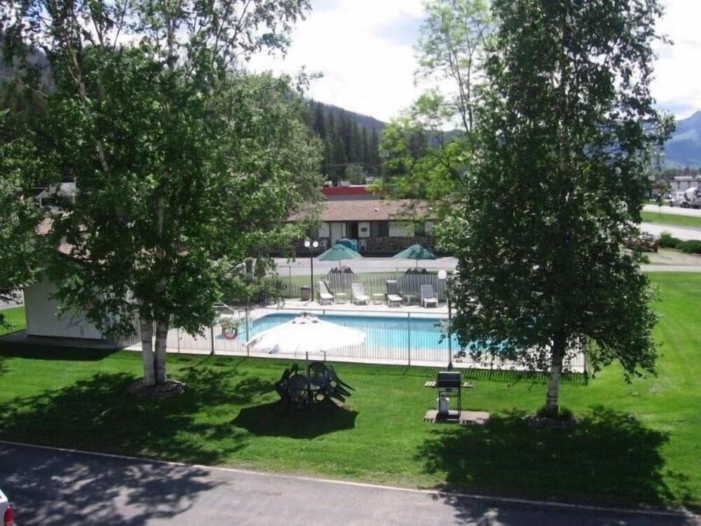 Monte Carlo Motel